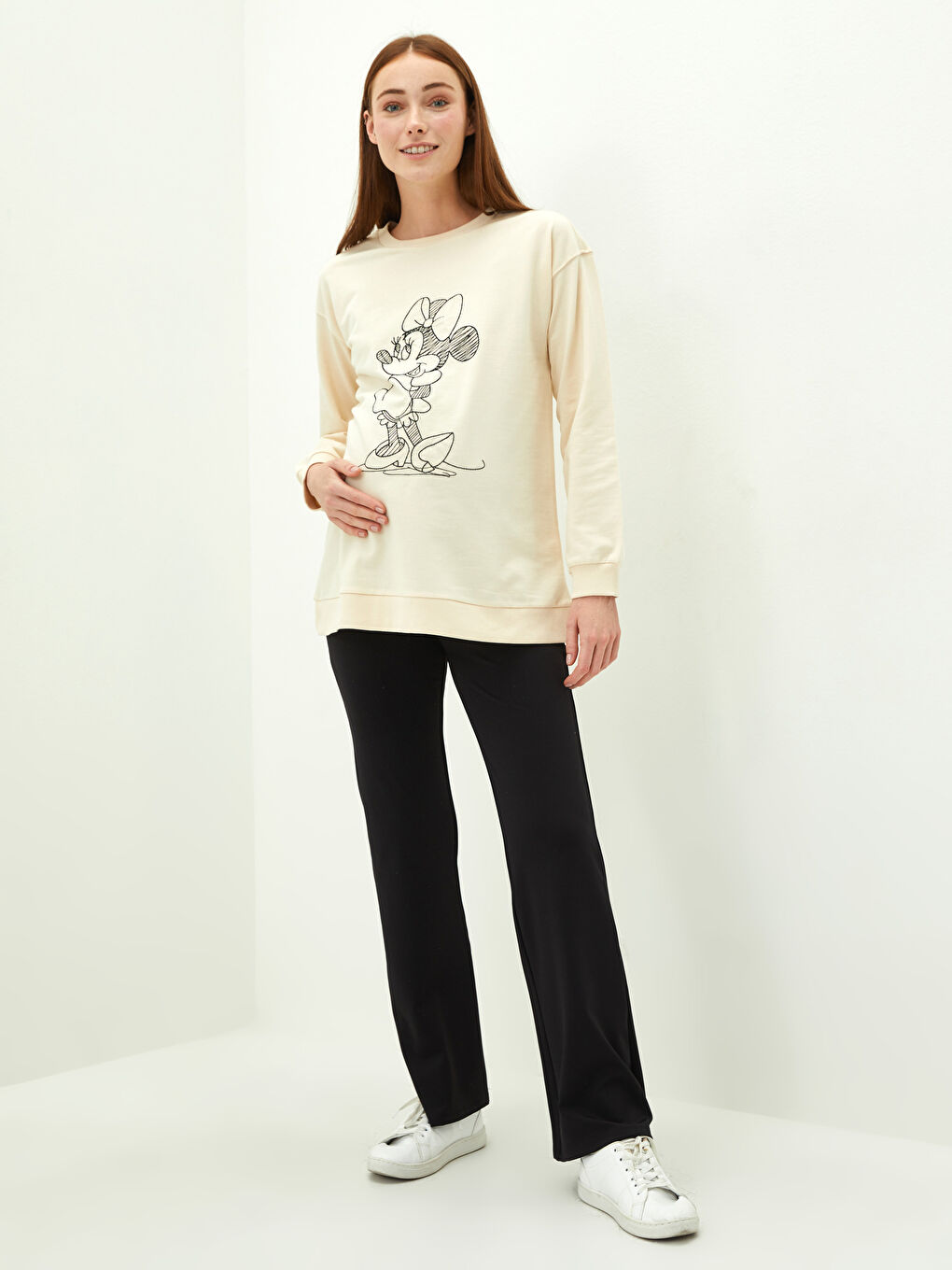 LCWAIKIKI Maternity Crew Neck Minnie Mouse Embroidered Long Sleeve Maternity Sweatshirt -W1BU87Z8-FQB