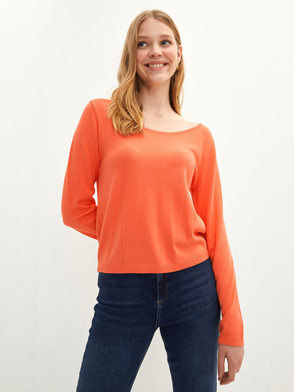 әйелдерге арналған қиғаш мойын өрнексіз ұзын жең трикотаж жемпір-1