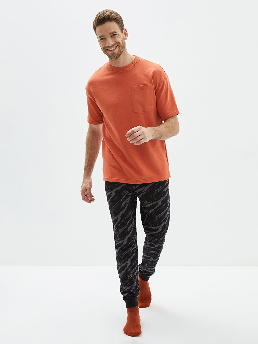 LC Waikiki Standard Pattern Patterned Men's Jogger Pajama Bottoms -W1BV40Z8-LQJ