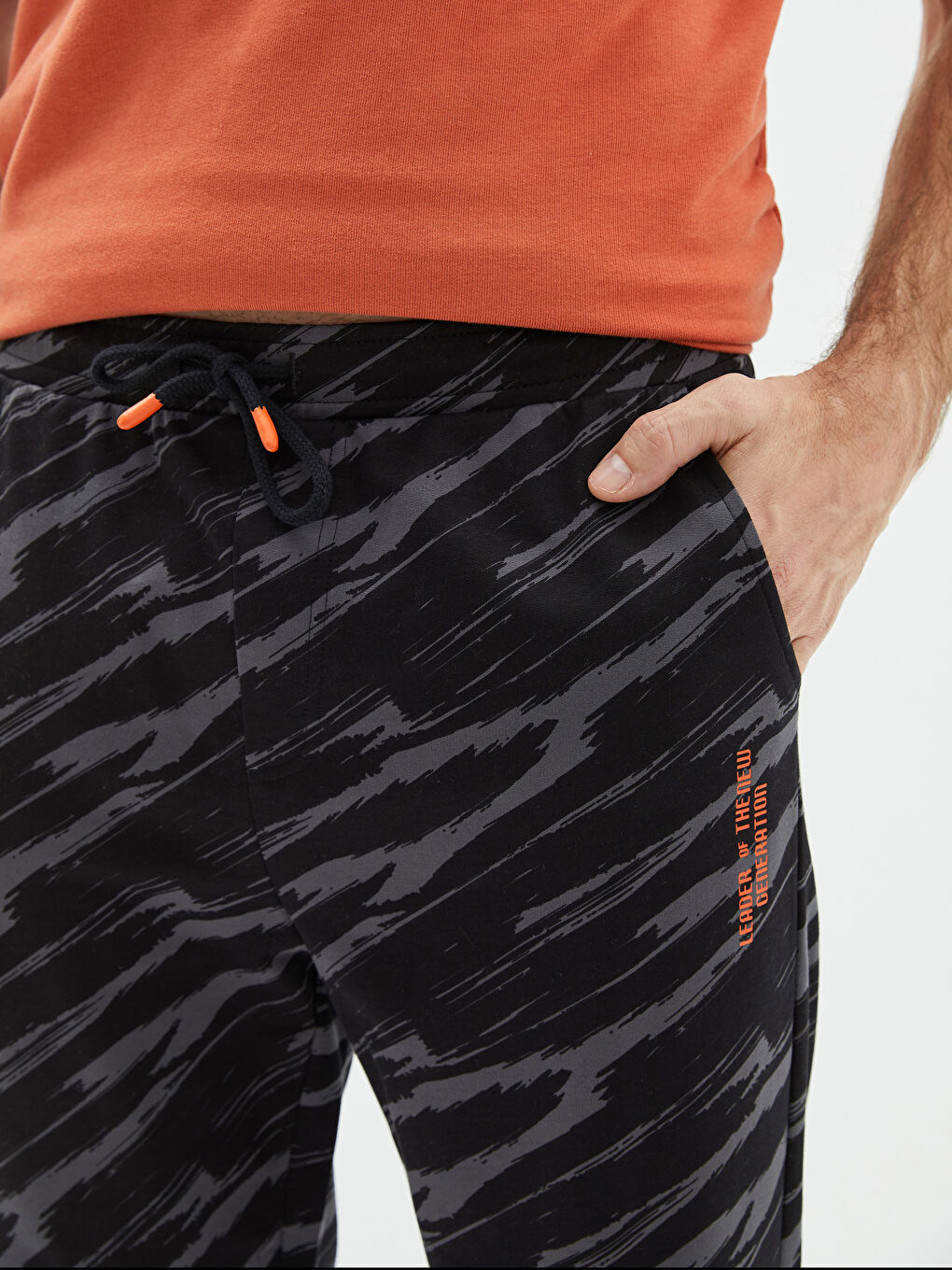 LC Waikiki Standard Pattern Patterned Men's Jogger Pajama Bottoms -W1BV40Z8-LQJ