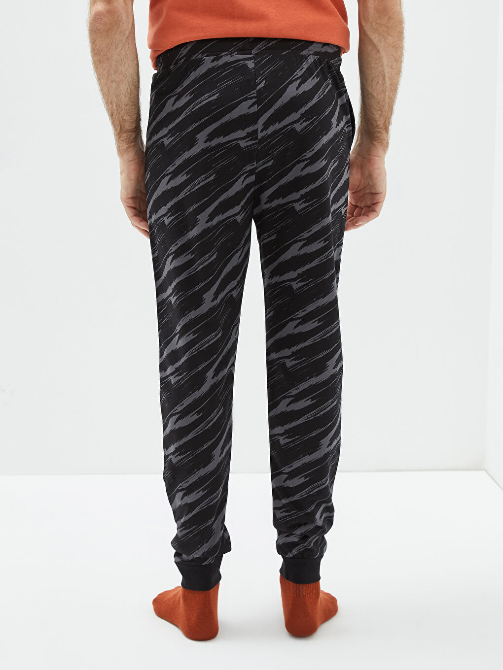 LC Waikiki Standard Pattern Patterned Men's Jogger Pajama Bottoms -W1BV40Z8-LQJ