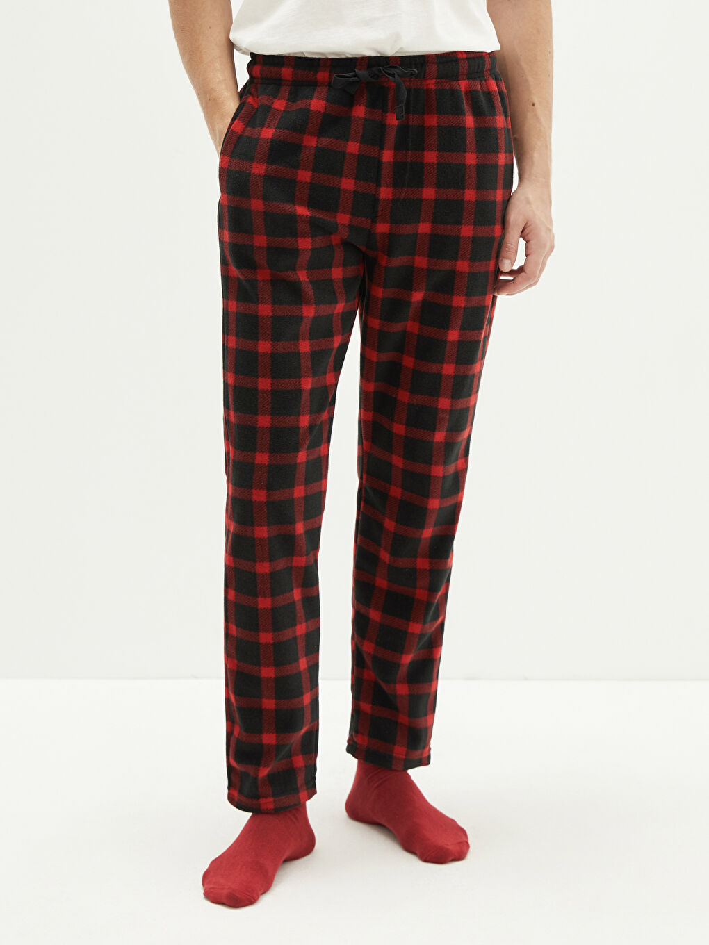 Standard Pattern Plaid Men's Fleece Pajama Bottom-3
