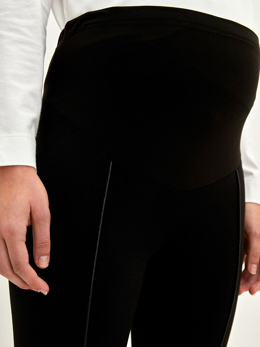 Elasticated Waist Over Bump Maternity Leggings-2