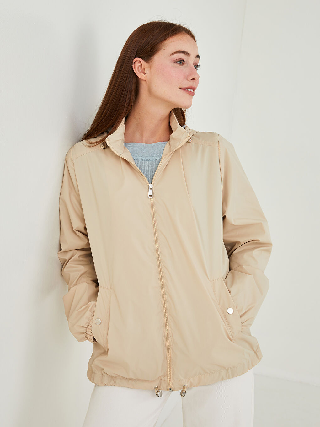 LCWAIKIKI Classic Hooded Straight Long Sleeve Pocket Detailed Women's Raincoat -W1BV94Z8-RRT