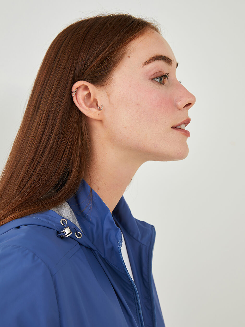 İndigo Kapüşonlu Düz Uzun Kollu Cep Detaylı Kadın Yağmurluk-7