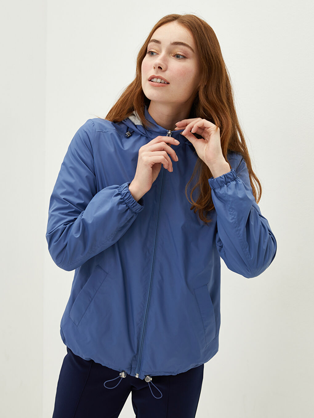 İndigo Kapüşonlu Düz Uzun Kollu Cep Detaylı Kadın Yağmurluk-2