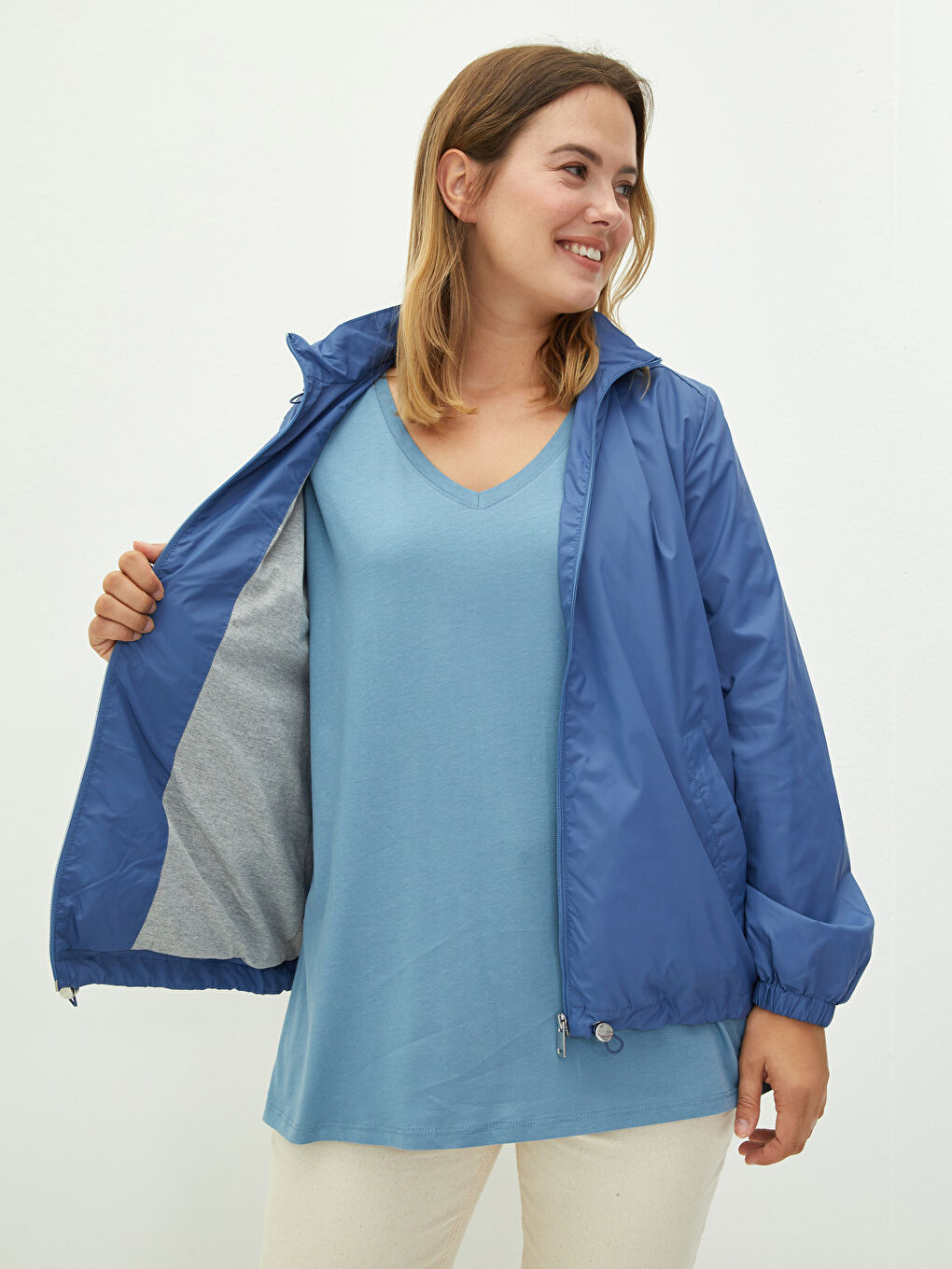 İndigo Kapüşonlu Düz Uzun Kollu Cep Detaylı Kadın Yağmurluk-6