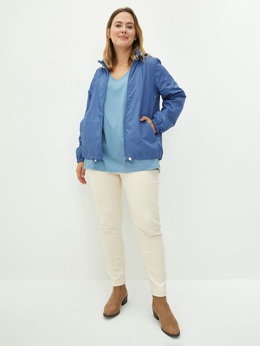 İndigo Kapüşonlu Düz Uzun Kollu Cep Detaylı Kadın Yağmurluk-9