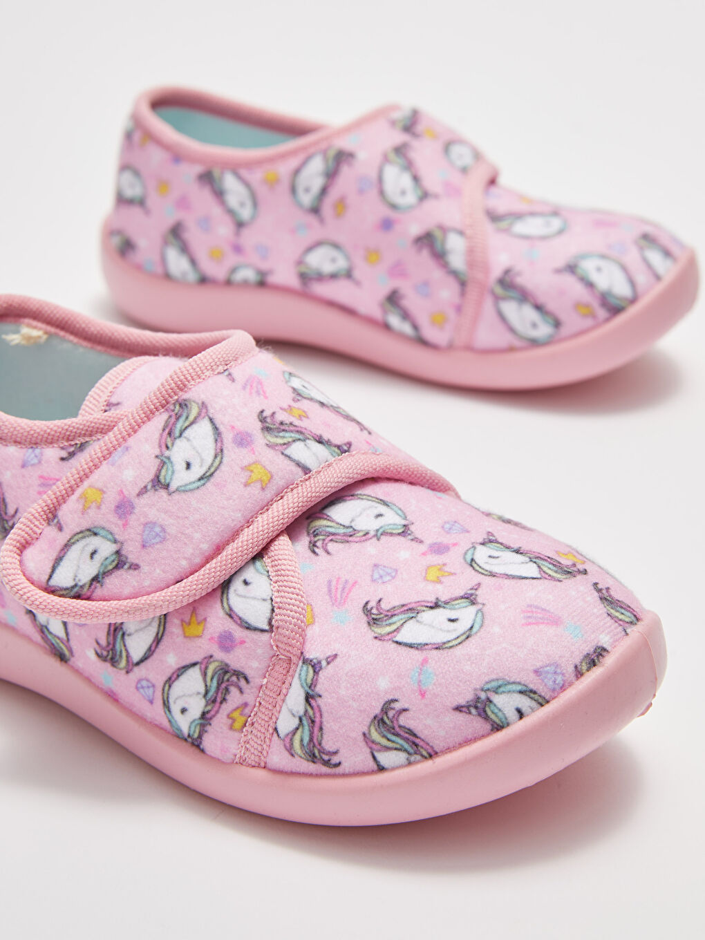 Pembe Baskılı Cırt Cırtlı Kız Çocuk Panduf-2