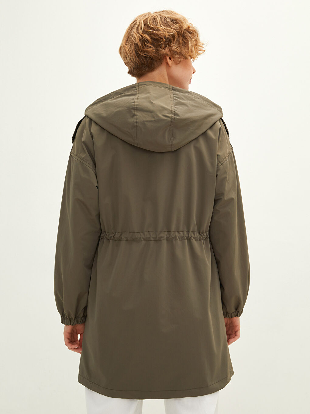 Hooded Zipper Closure Pocket Detailed Slim Women's Coat-6