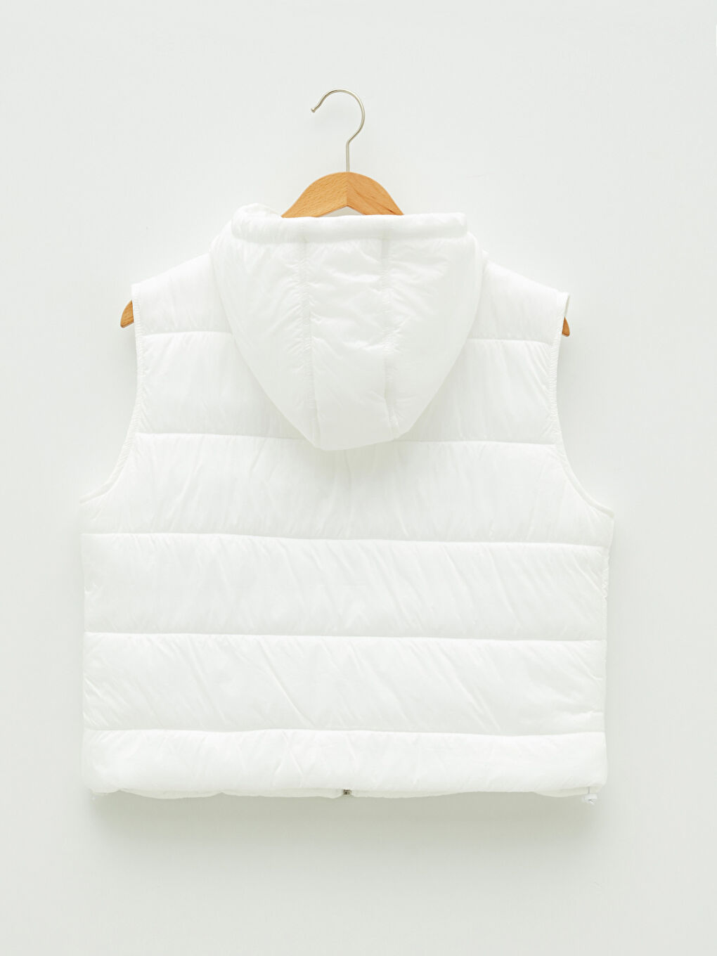 Beyaz Kapüşon Yaka Düz Cep Detaylı Kadın Yelek-6