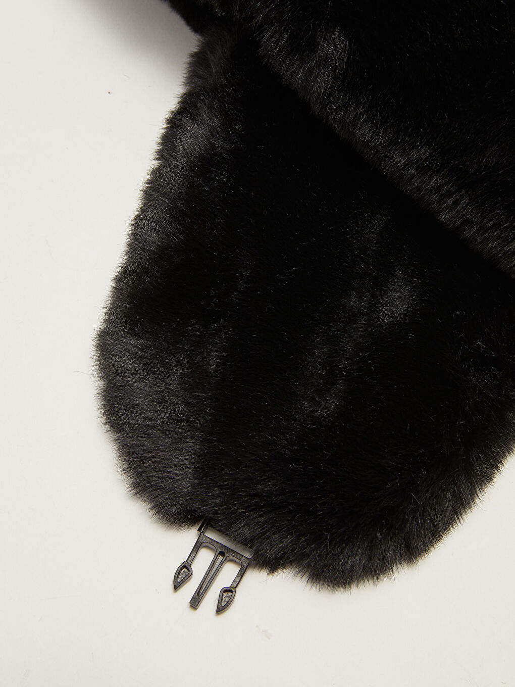 Plush Furry Faux Leather Men's Hunter's Cap-3