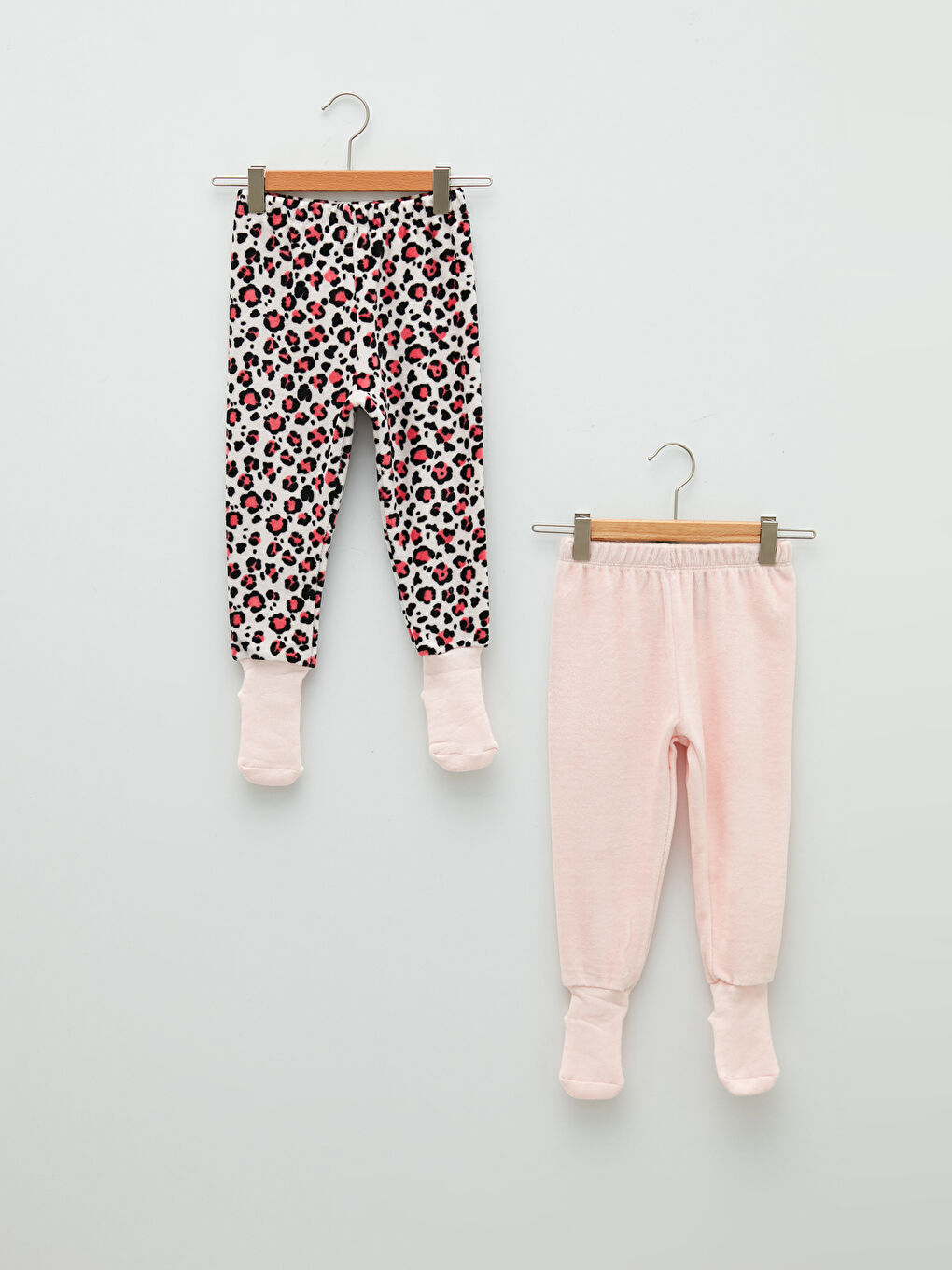 LCW baby Elastic Waist Velvet Baby Girl Pajama Bottoms with Socks 2-Pack -W1CB81Z1-LT4