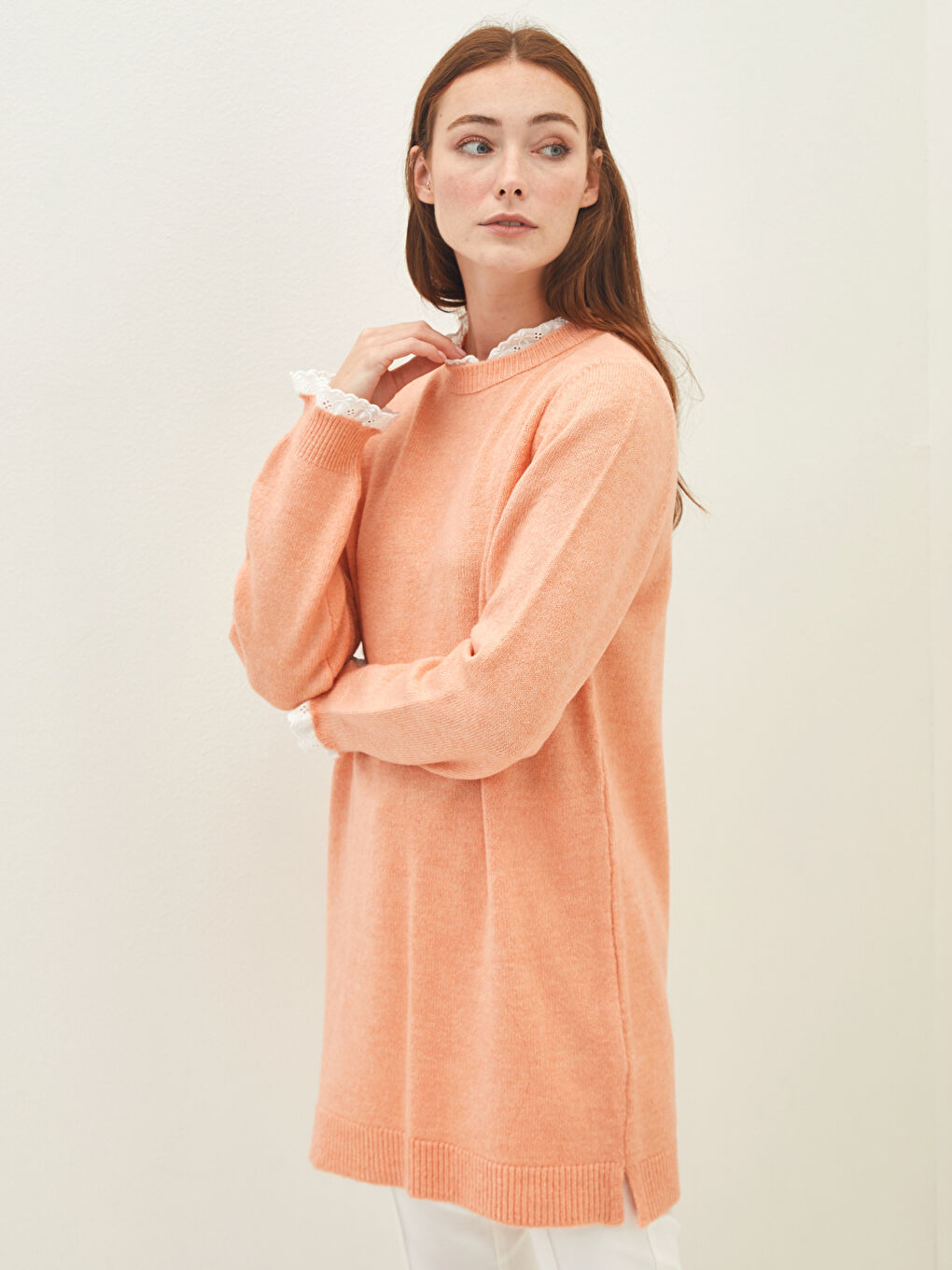 Turuncu Bisiklet Yaka Nakışlı Uzun Kollu Kadın Triko Tunik-1