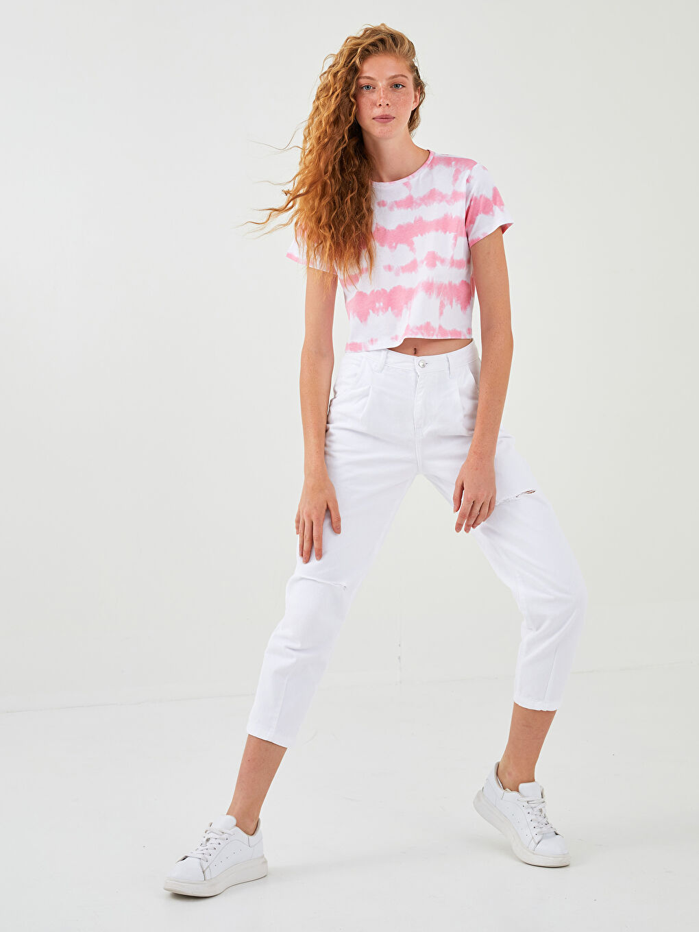 Mom Fit Jeans mit Riss-Details für Damen-3