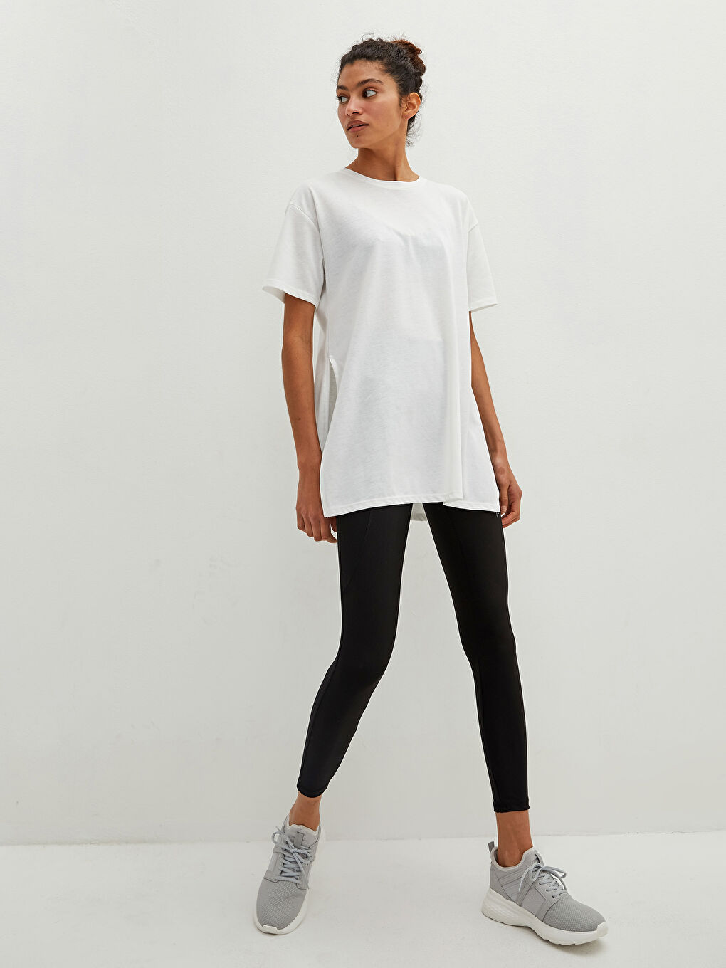 XSIDE ACTIVE Crew Neck Straight Short Sleeved Women's Sport Tunic -W1CD72Z8-EEW