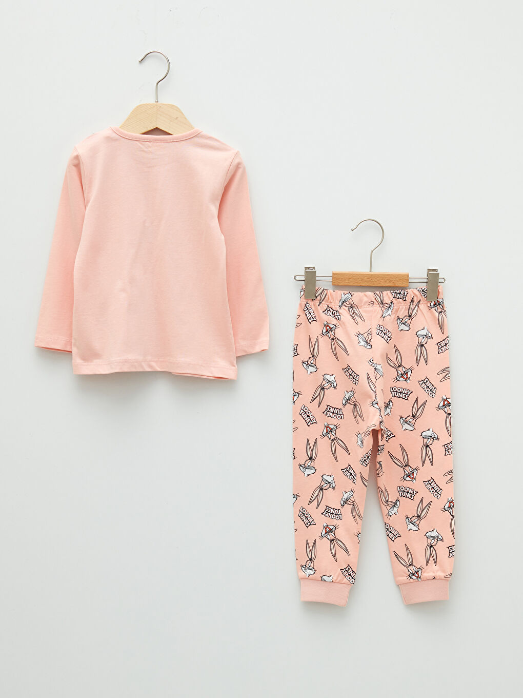 Crew Neck Long Sleeve Bugs Bunny Printed Cotton Baby Girl Pajamas Set-1