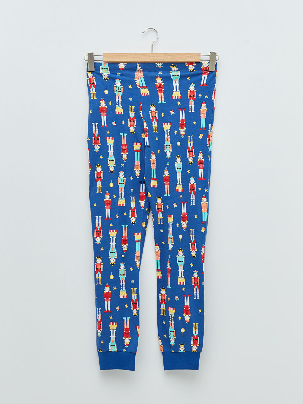 Beyaz Bisiklet Yaka Yılbaşı Temalı Uzun Kollu Pamuklu Kadın Pijama Takımı-9