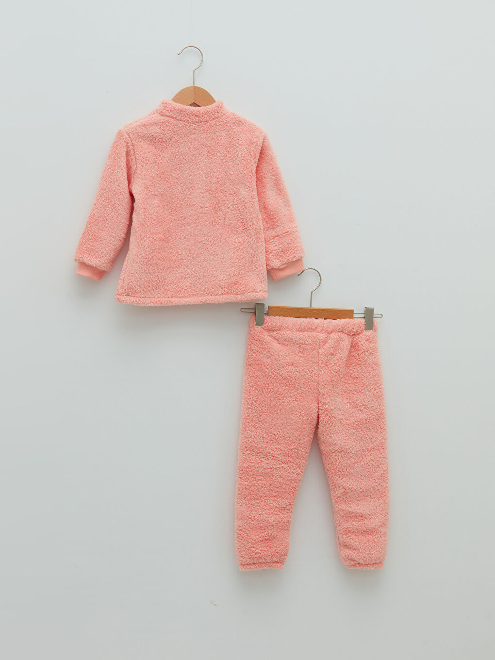 LC Waikiki Uspravna kragna Dugi rukav Vezeni detalji Plišani Bebi devojčica Duks i Pantalone 2-Komplet -W1CF10Z1-FMF