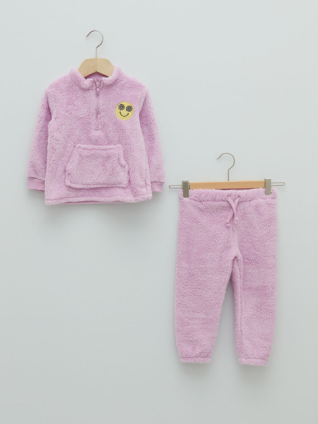 LC Waikiki Uspravna kragna Dugi rukav Vezeni detalji Plišani Bebi devojčica Duks i Pantalone 2-Komplet -W1CF10Z1-FGL