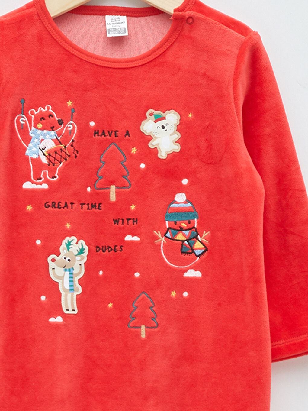 LCW baby Crew Neck Long Sleeve Christmas Themed Velvet Baby Boy Rompers -W1CF83Z1-HC3