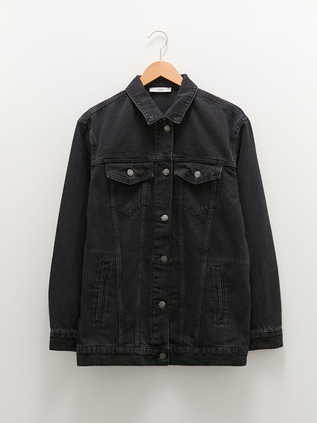 Siyah Gömlek Yaka Düz Cep Detaylı Uzun Kollu Kadın Jean Ceket-9