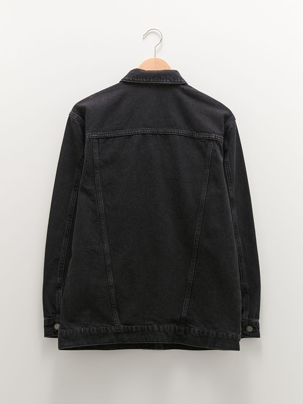 Siyah Gömlek Yaka Düz Cep Detaylı Uzun Kollu Kadın Jean Ceket-10