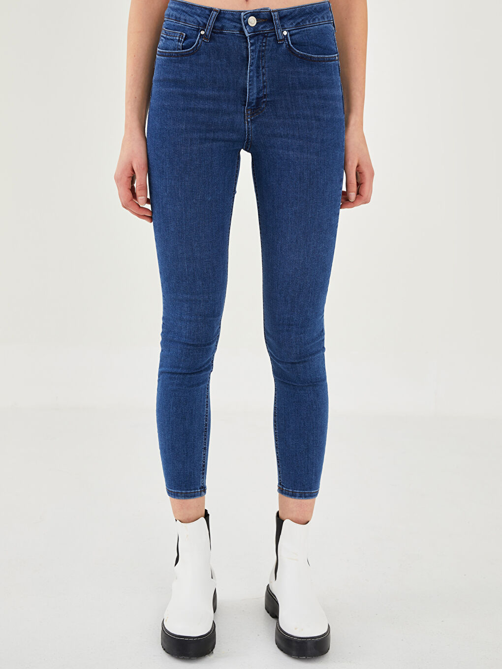 Mercury Skinny Fit Women's Jean Pants with Pocket Detail-4