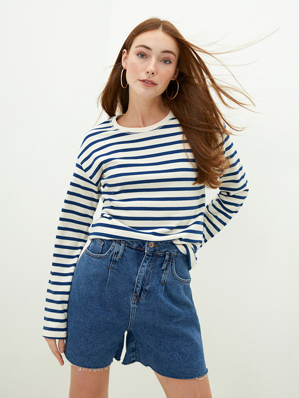 LCWAIKIKI Basic Crew Neck Long Sleeve Striped Cotton Women's T-Shirt -W1CH09Z8-LEL