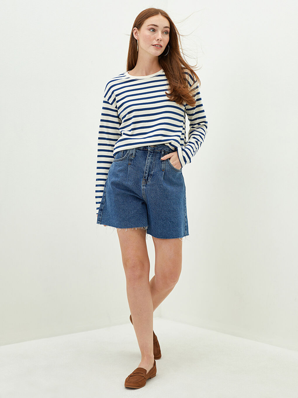 LCWAIKIKI Basic Crew Neck Long Sleeve Striped Cotton Women's T-Shirt -W1CH09Z8-LEL