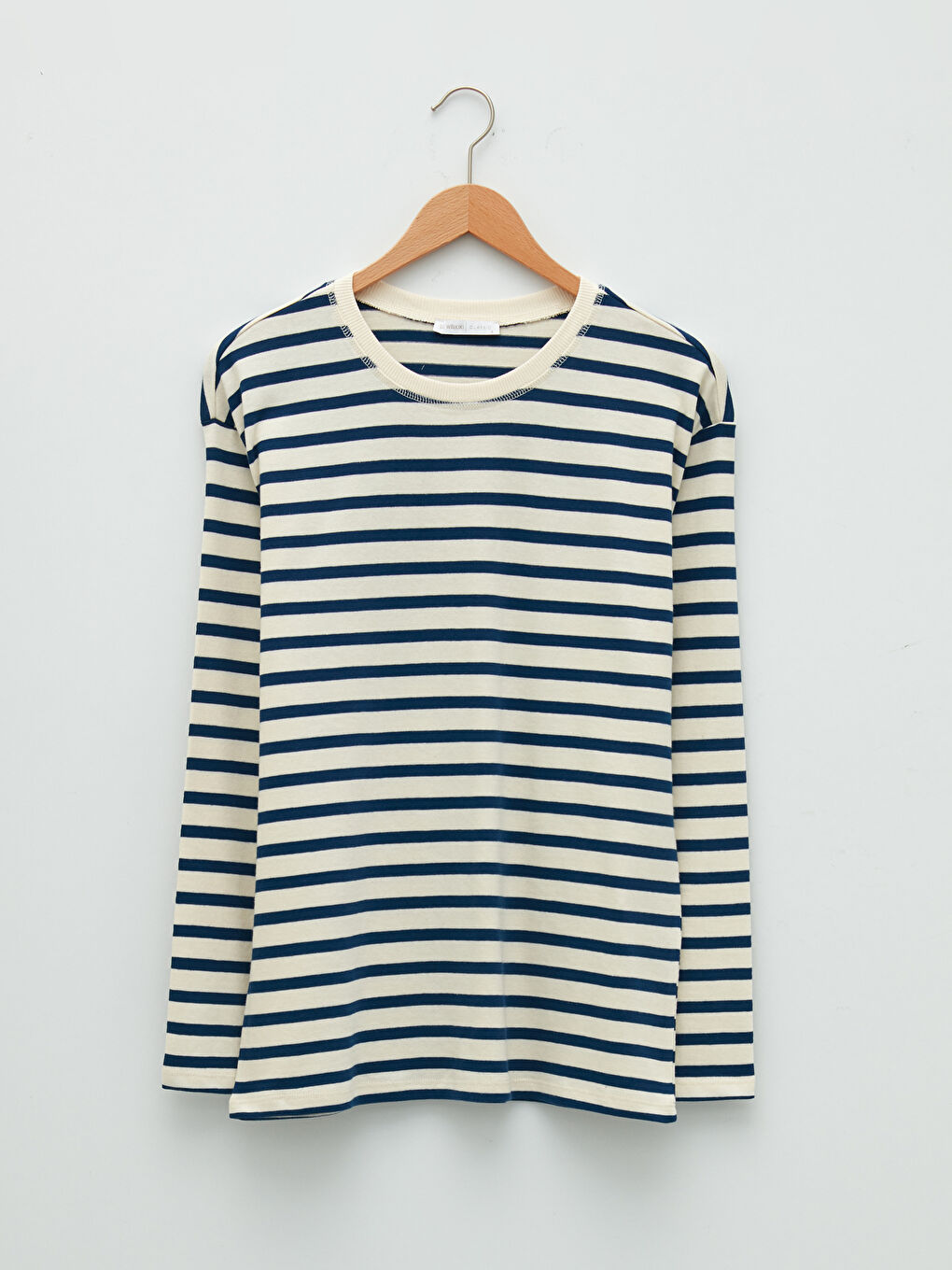 LCWAIKIKI Basic Crew Neck Long Sleeve Striped Cotton Women's T-Shirt -W1CH09Z8-LEL