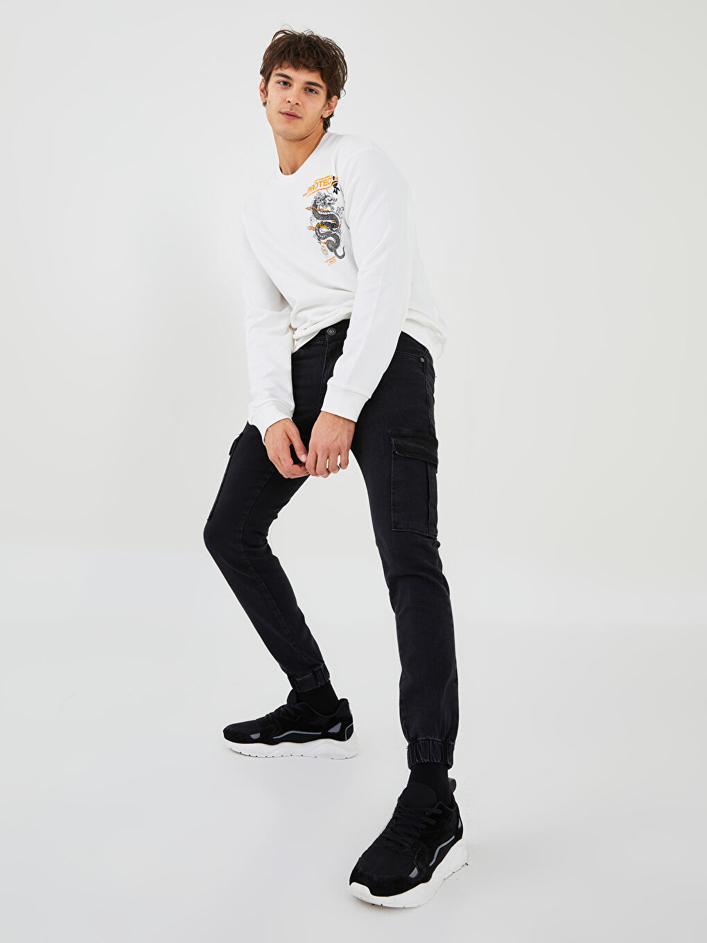 Jogger Fit Cargo Men's Jean Trousers-1