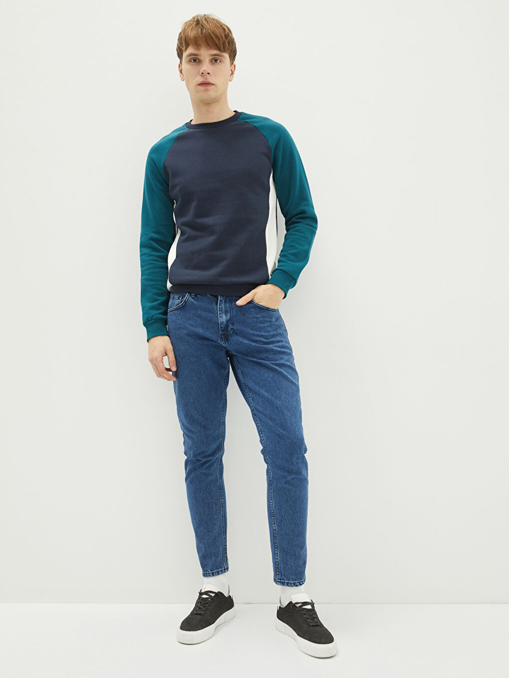 Crew Neck Long Sleeve Color Block Men's Thick Sweatshirt-2