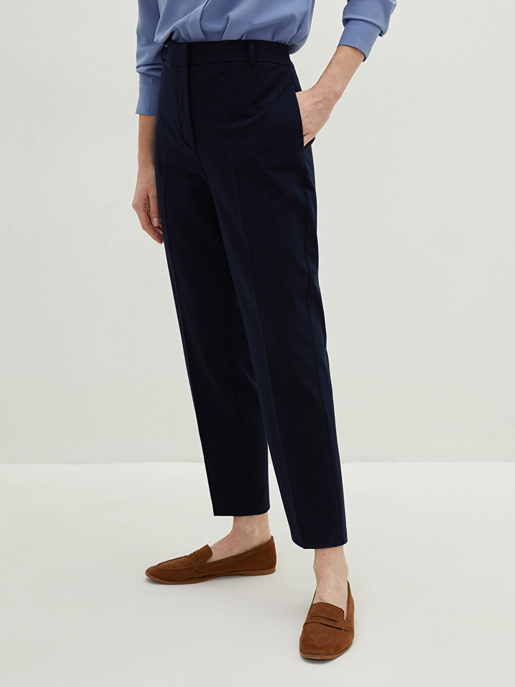 Lacivert Standart Fit Cep Detaylı Kadın Pantolon-2