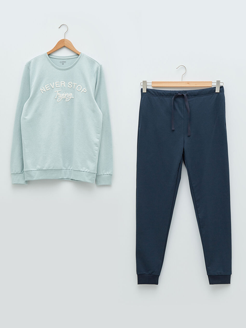 Pyjama-Set für Herren in regulärer Passform-5