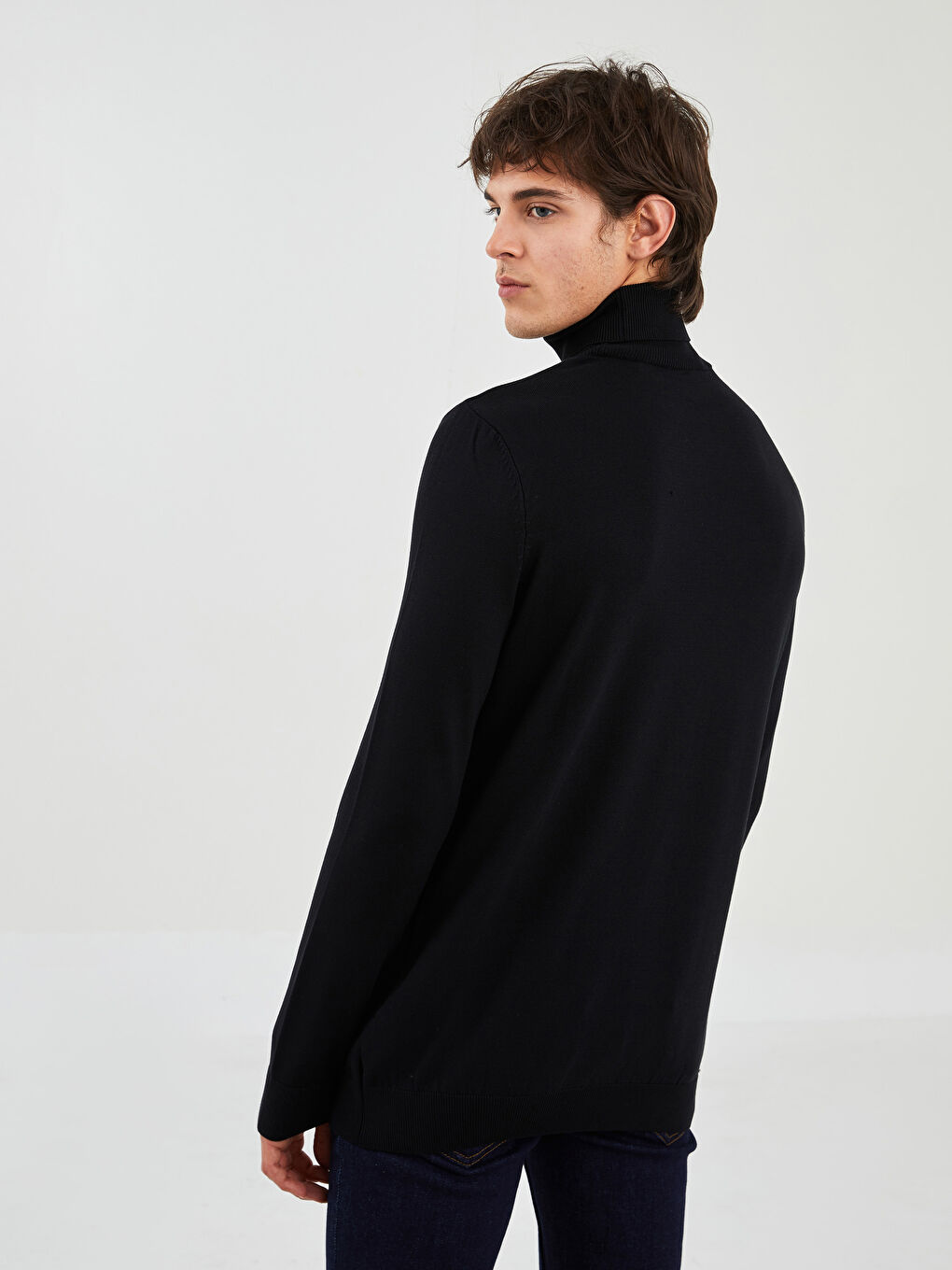 Siyah Balıkçı Yaka Uzun Kollu Erkek Triko Kazak-4