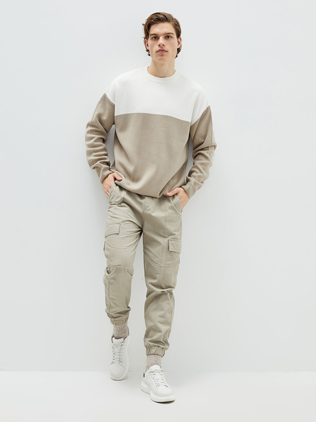 Pull-over en Tricot à Col Rond et Manches Longues Bloc de Couleurs pour Hommes-6