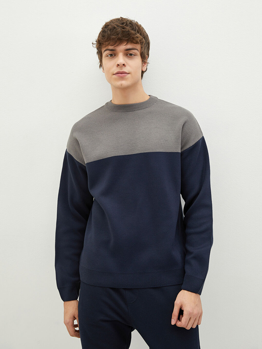 Lacivert Bisiklet Yaka Uzun Kollu Renk Bloklu Erkek Triko Kazak-1