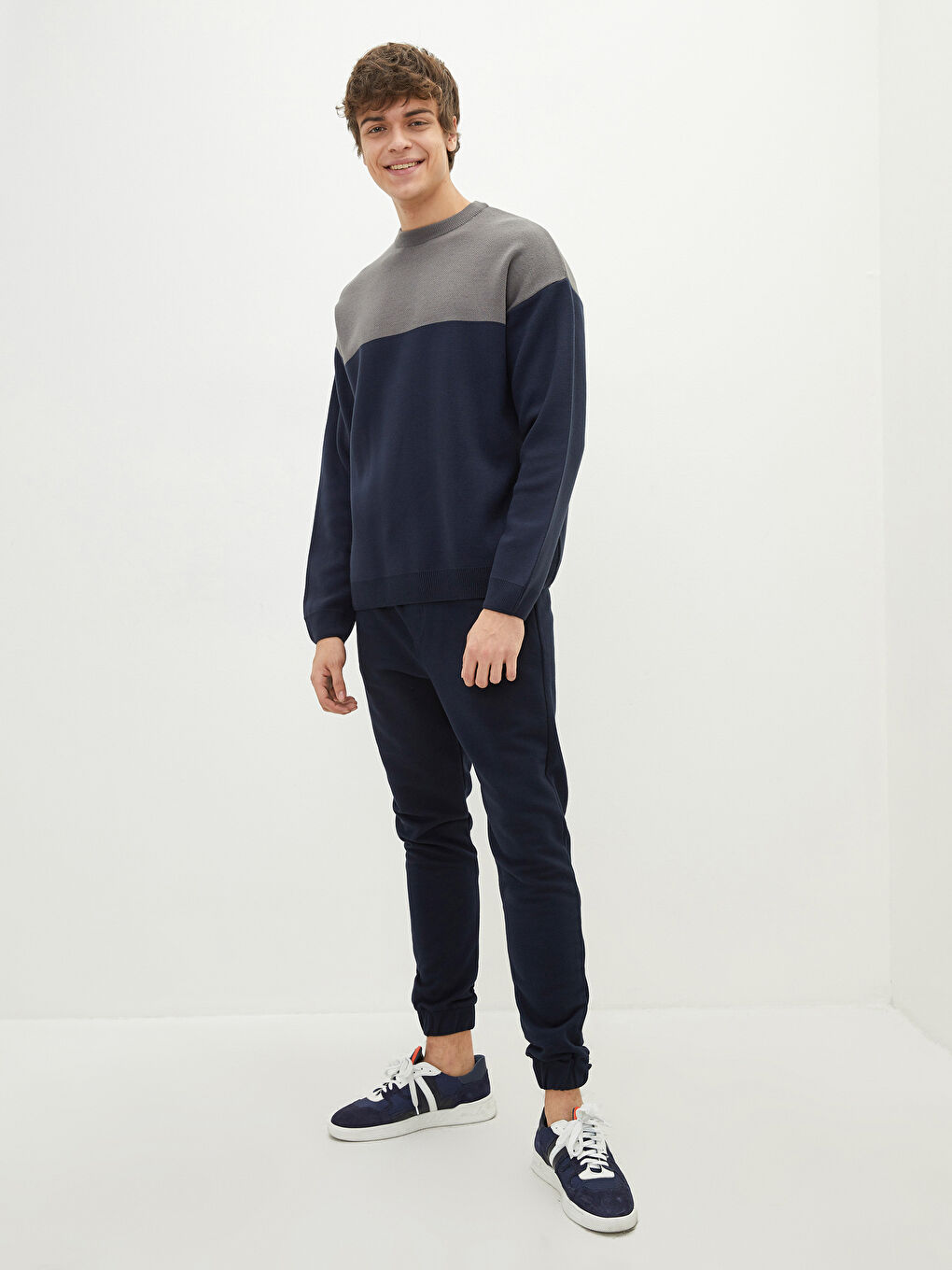 Lacivert Bisiklet Yaka Uzun Kollu Renk Bloklu Erkek Triko Kazak-2