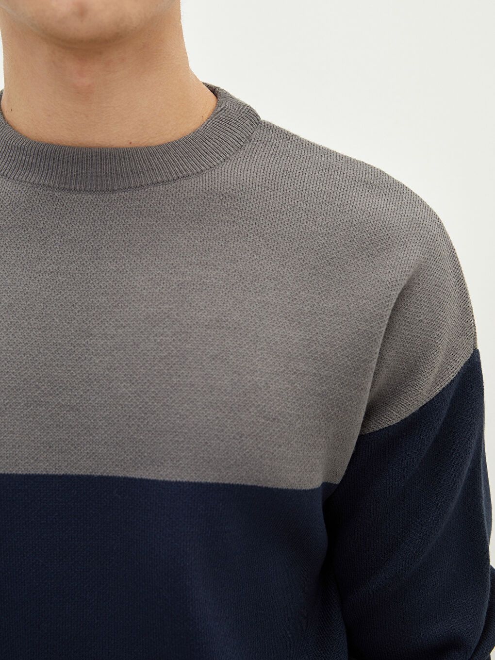 Lacivert Bisiklet Yaka Uzun Kollu Renk Bloklu Erkek Triko Kazak-3