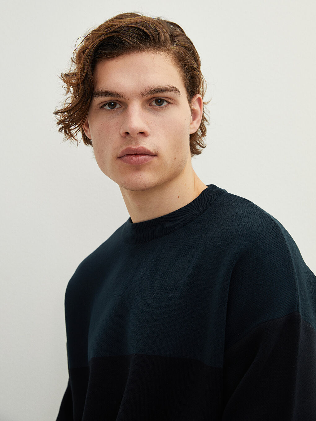 Pull-over en Tricot à Col Rond et Manches Longues Bloc de Couleurs pour Hommes-2