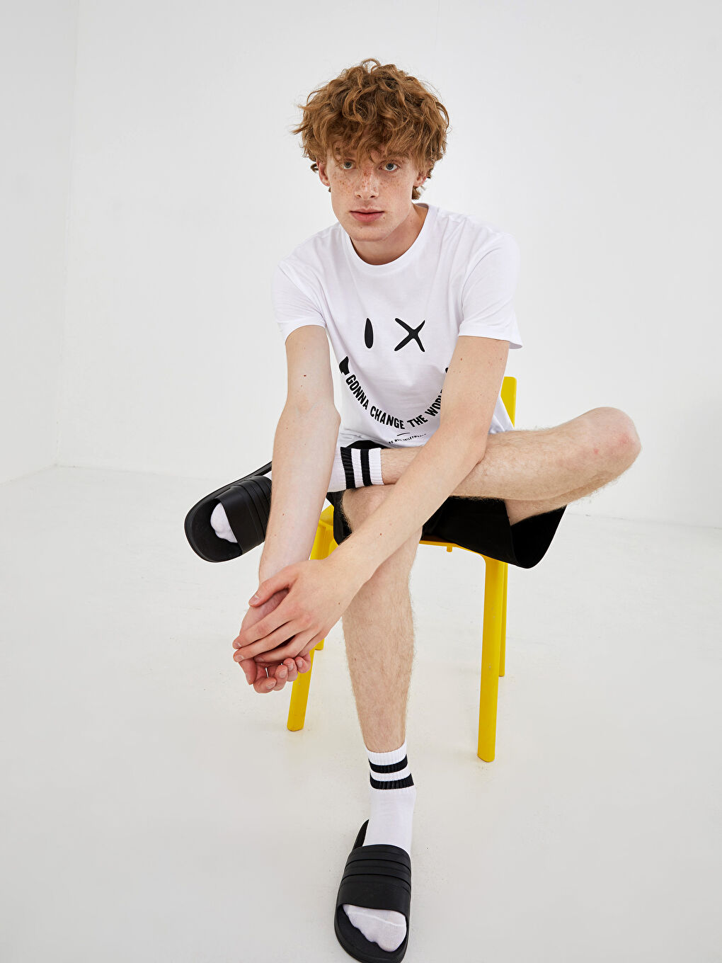 Crew Neck Short Sleeve SmileyWorld Printed Men's T-Shirt