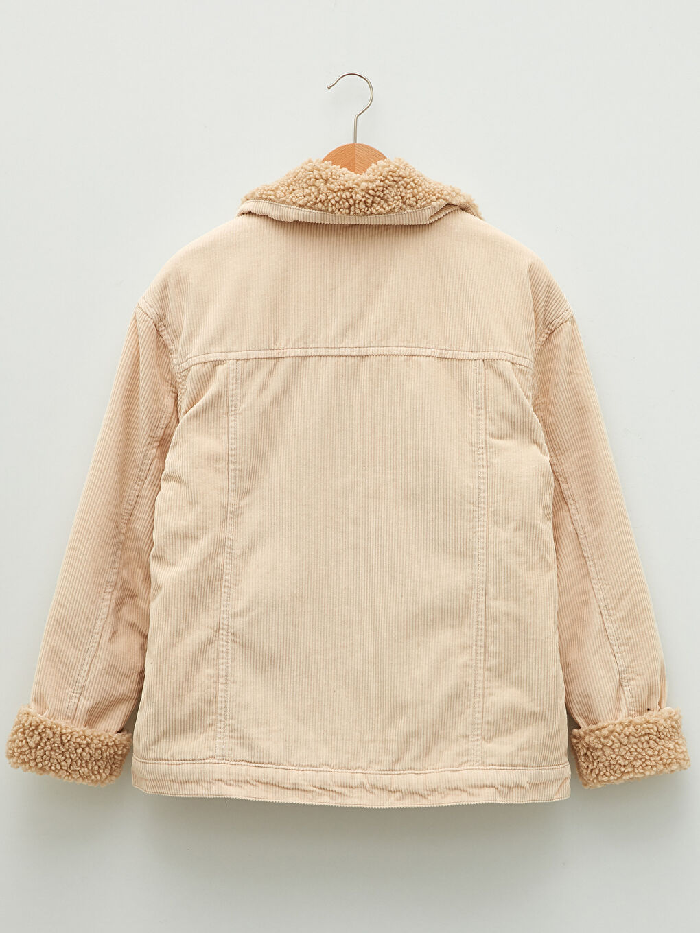 Ekru Gömlek Yaka Düz Uzun Kollu Kadife Kadın Mont-7