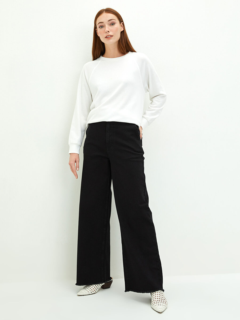 Siyah Wideleg Cep Detaylı Kadın Rodeo Jean Pantolon