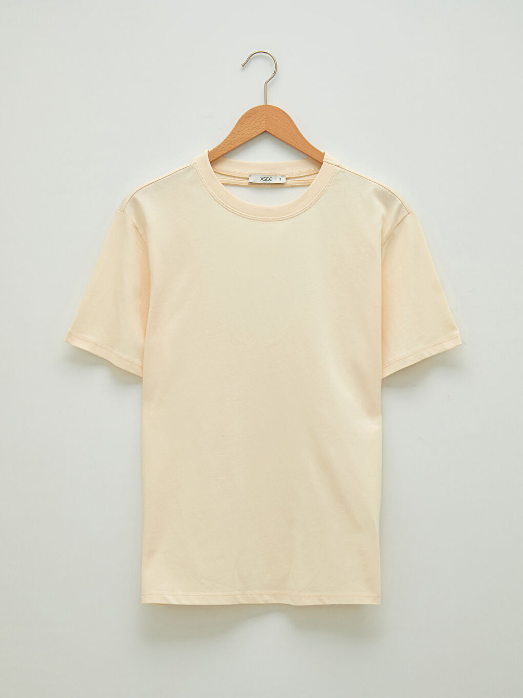 Bej Bisiklet Yaka Kısa Kollu Sırt Detaylı Pamuklu Kadın Tişört-6