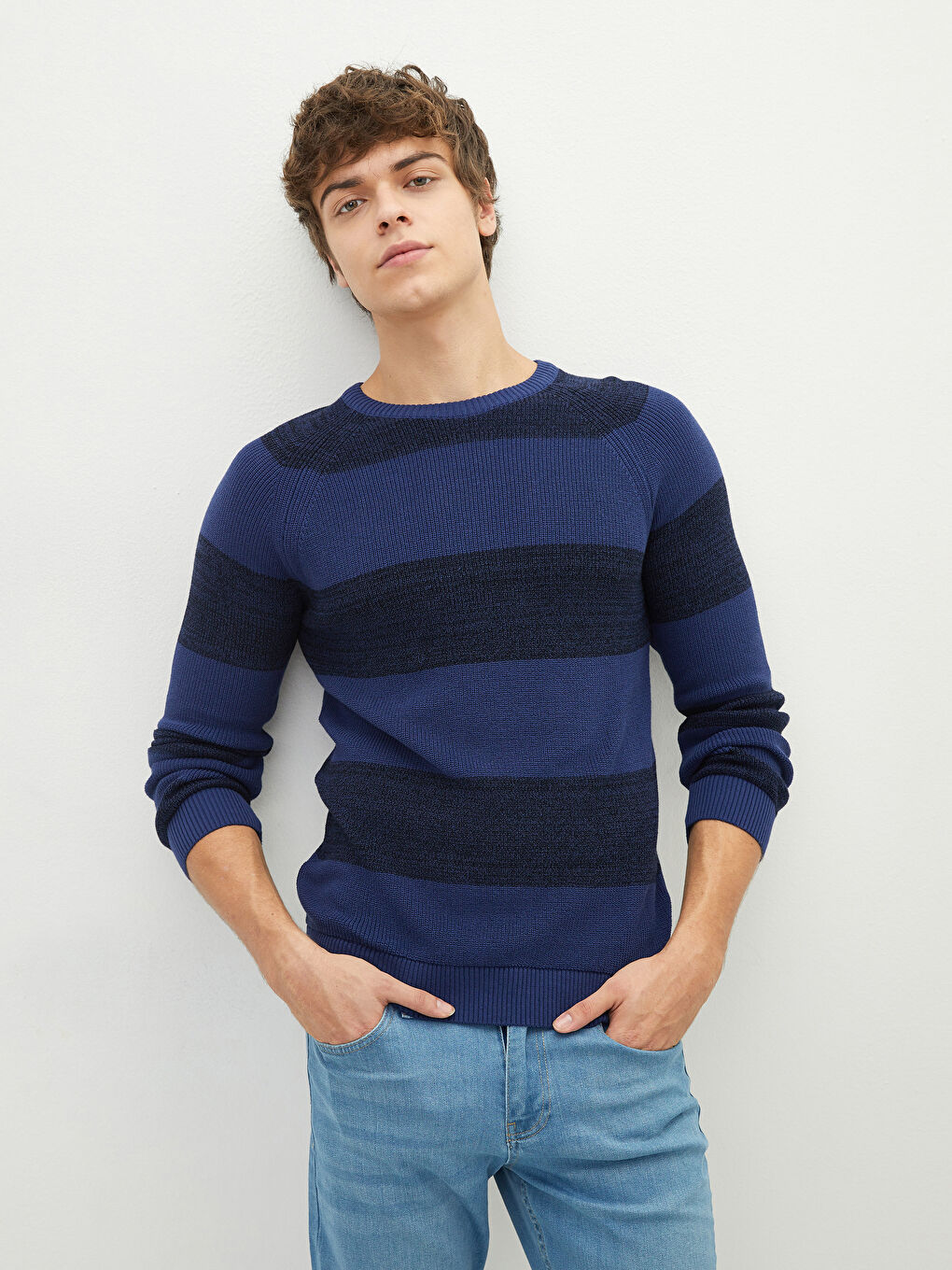 Crew Neck Long Sleeve Striped Men's Knitwear Sweater-2