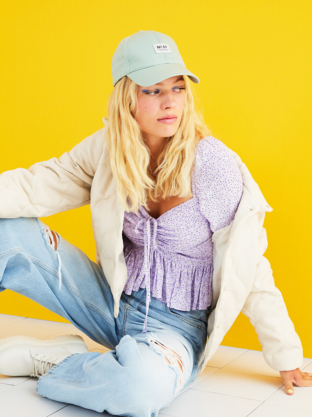 Mavi Rahat Kalıp Cepli Yırtık Detaylı Kadın Jean Pantolon-1