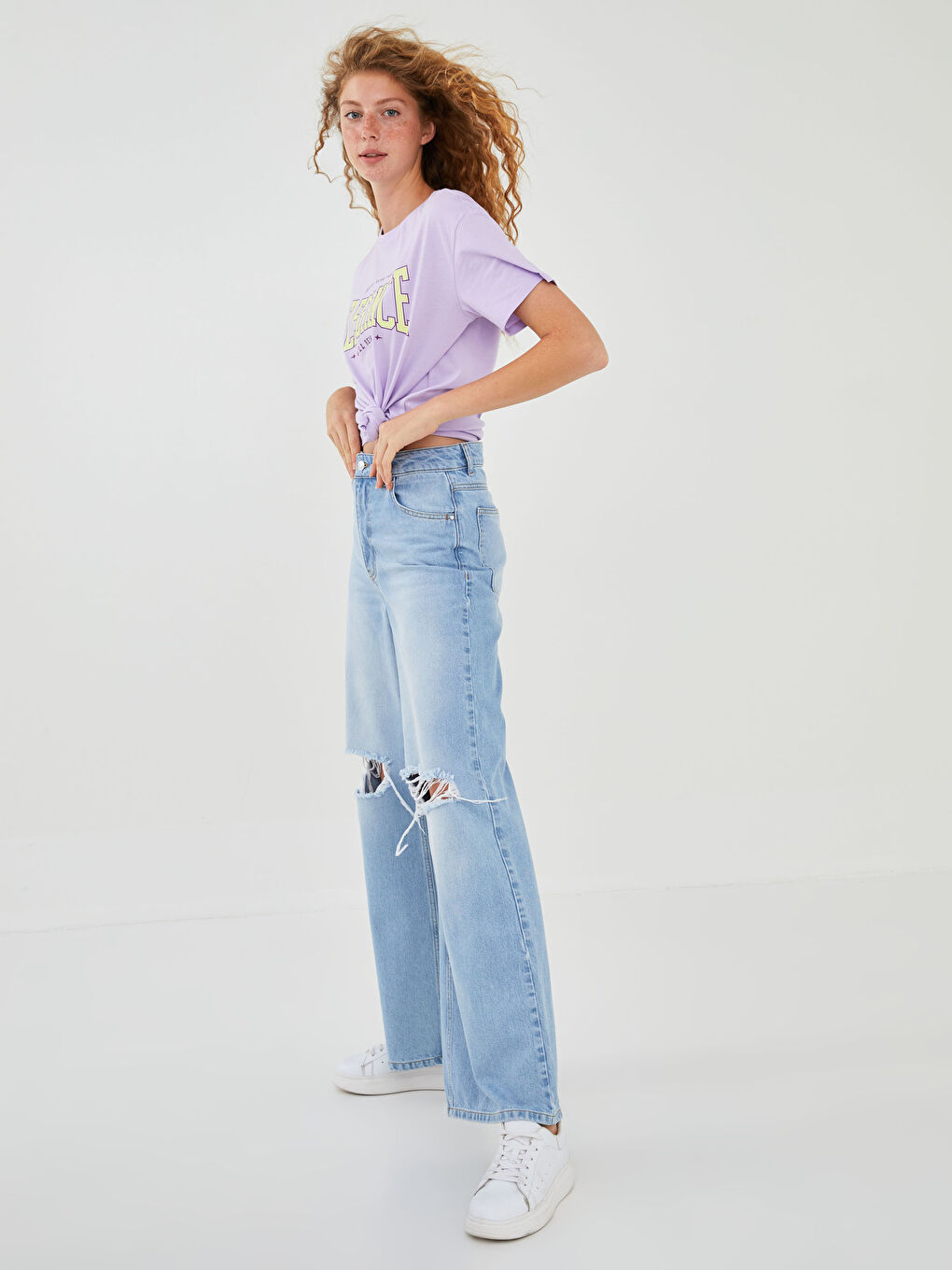 Mavi Rahat Kalıp Cepli Yırtık Detaylı Kadın Jean Pantolon-3