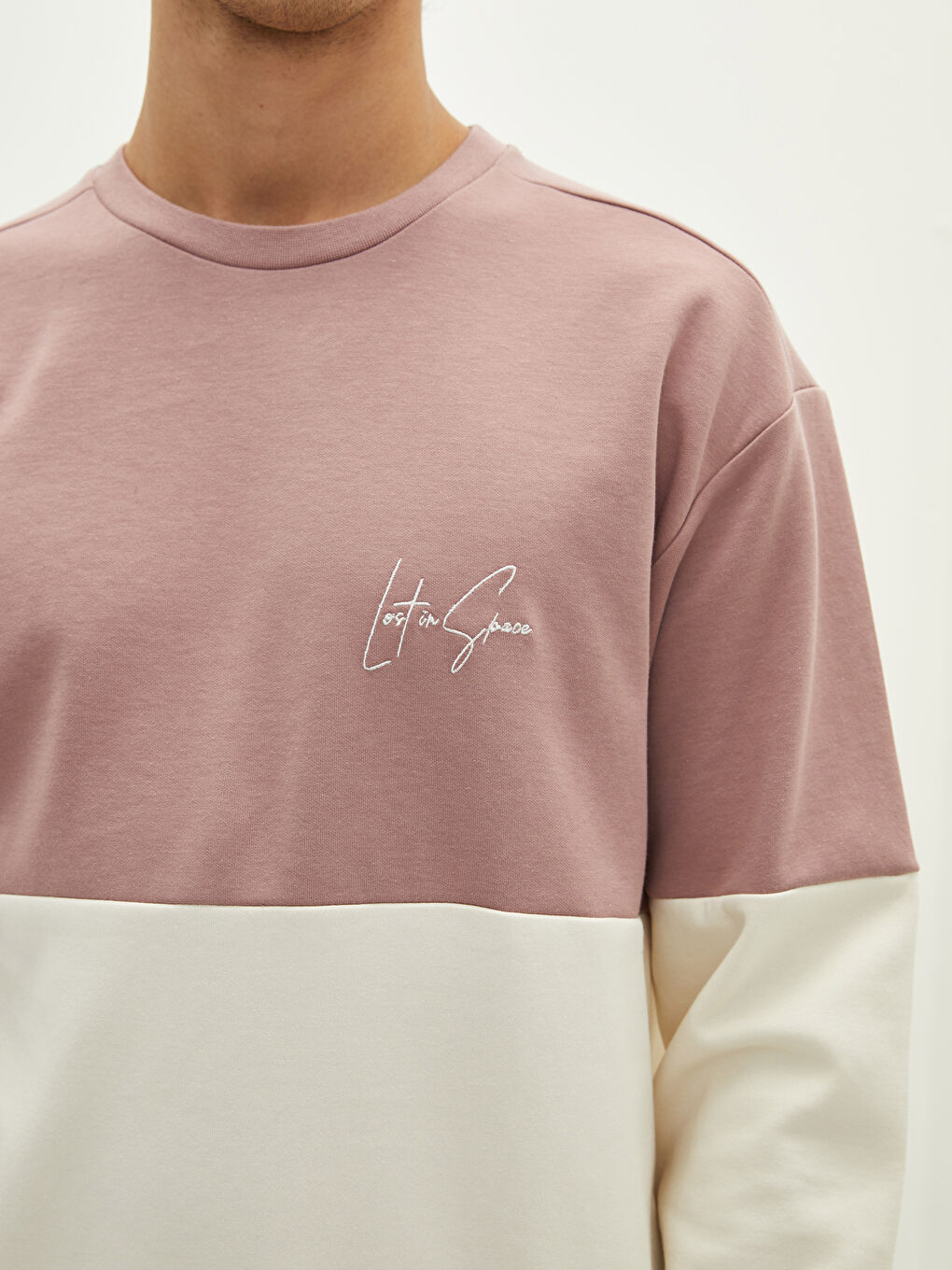Crew Neck Long Sleeve Color Block Men's Sweatshirt-3