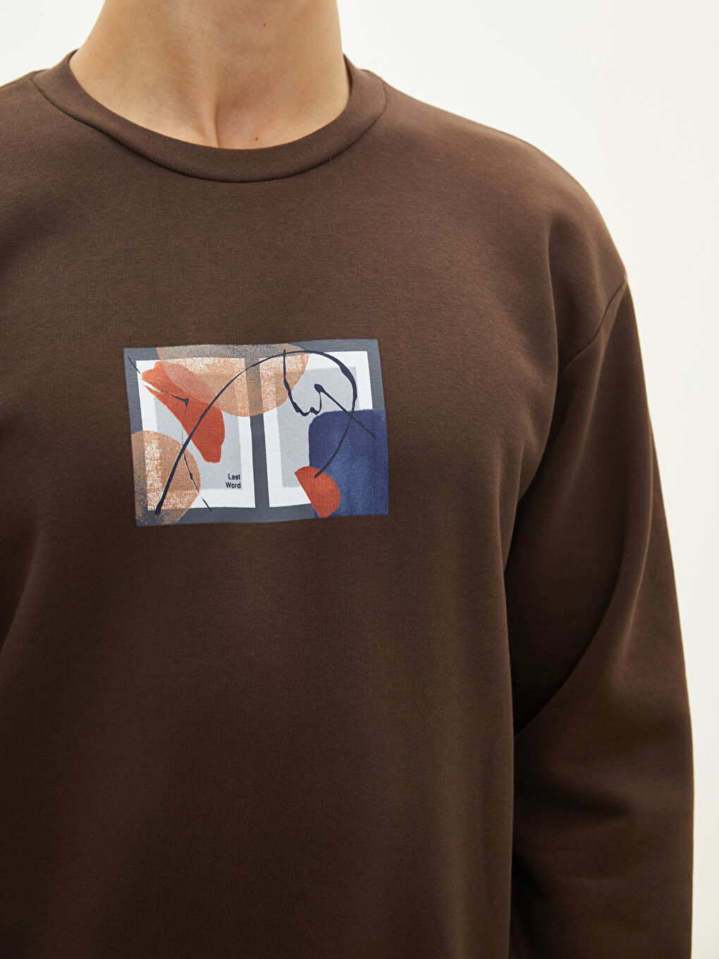 人気の贈り物が LC Waikiki Crew Neck Printed Men's Thick Sweatshirt 洗顔料
